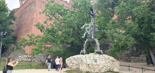Dragon in front of the Dragon's Den