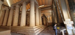 Apollo Temple inside