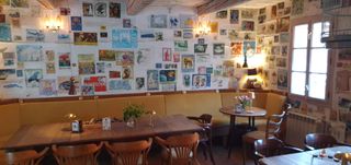 Artistic interior