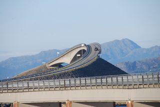 The winding bridge