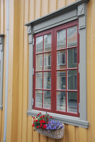 Wood and color combinations enrich the houses